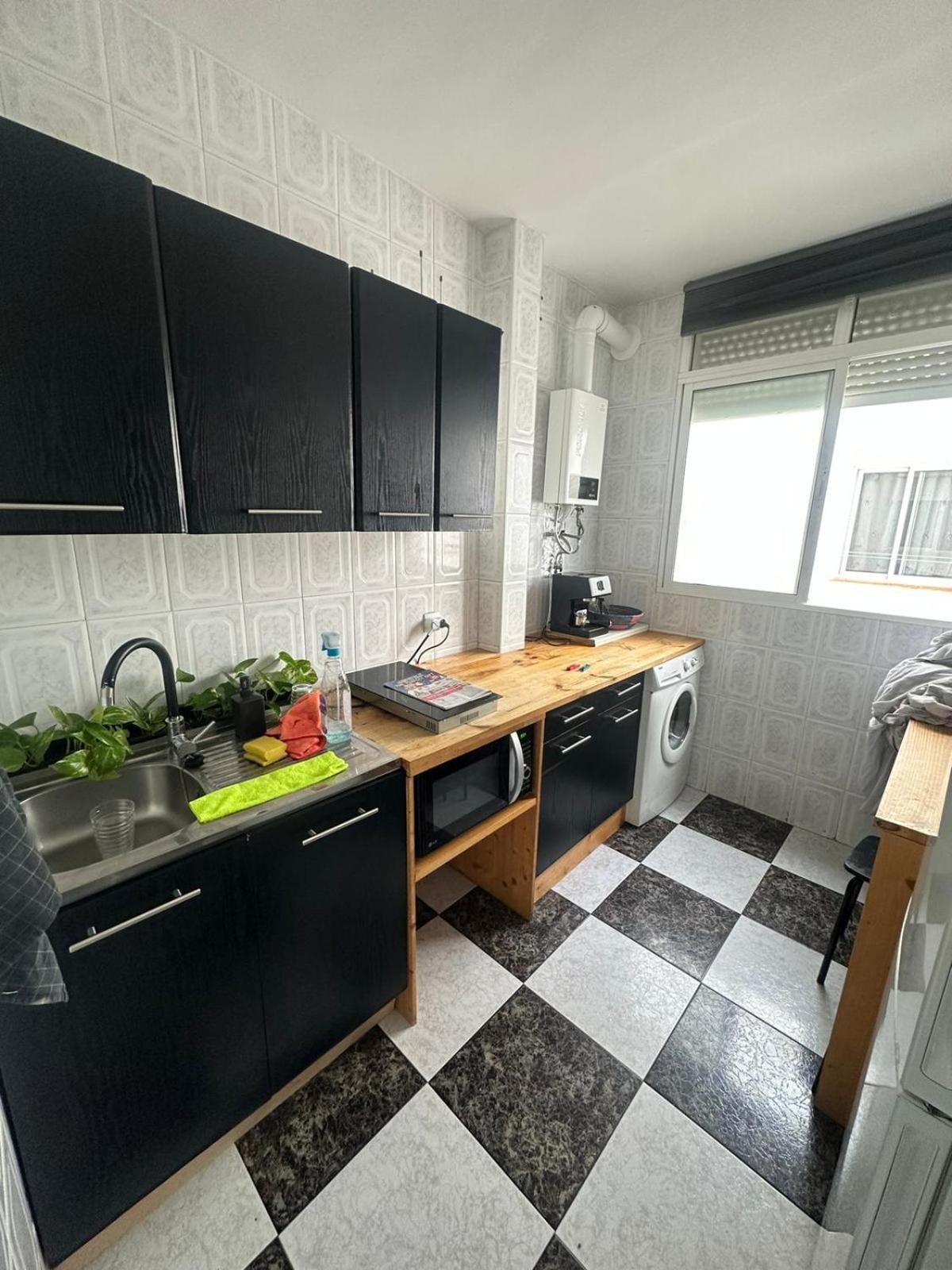 Privada En Piso Compartido En 3 Planta Sin Ascensor No Es Piso Entero Kwatera prywatna