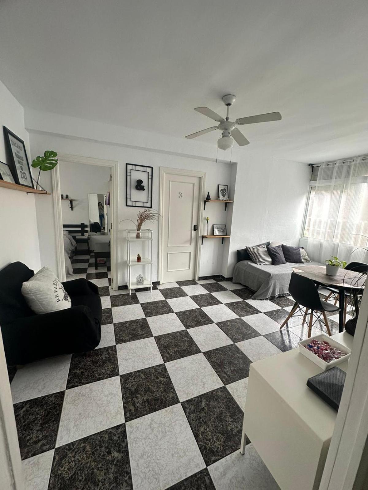 Séjour chez l'habitant Privada En Piso Compartido En 3 Planta Sin Ascensor No Es Piso Entero *